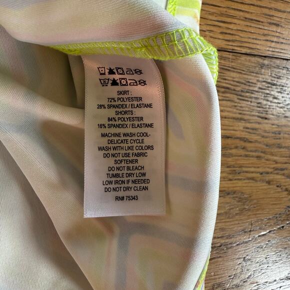 Sigrid Olsen Golf Tennis Skort SZ L Geometric Print White Pink Blue Neon Yellow - Picture 9 of 9